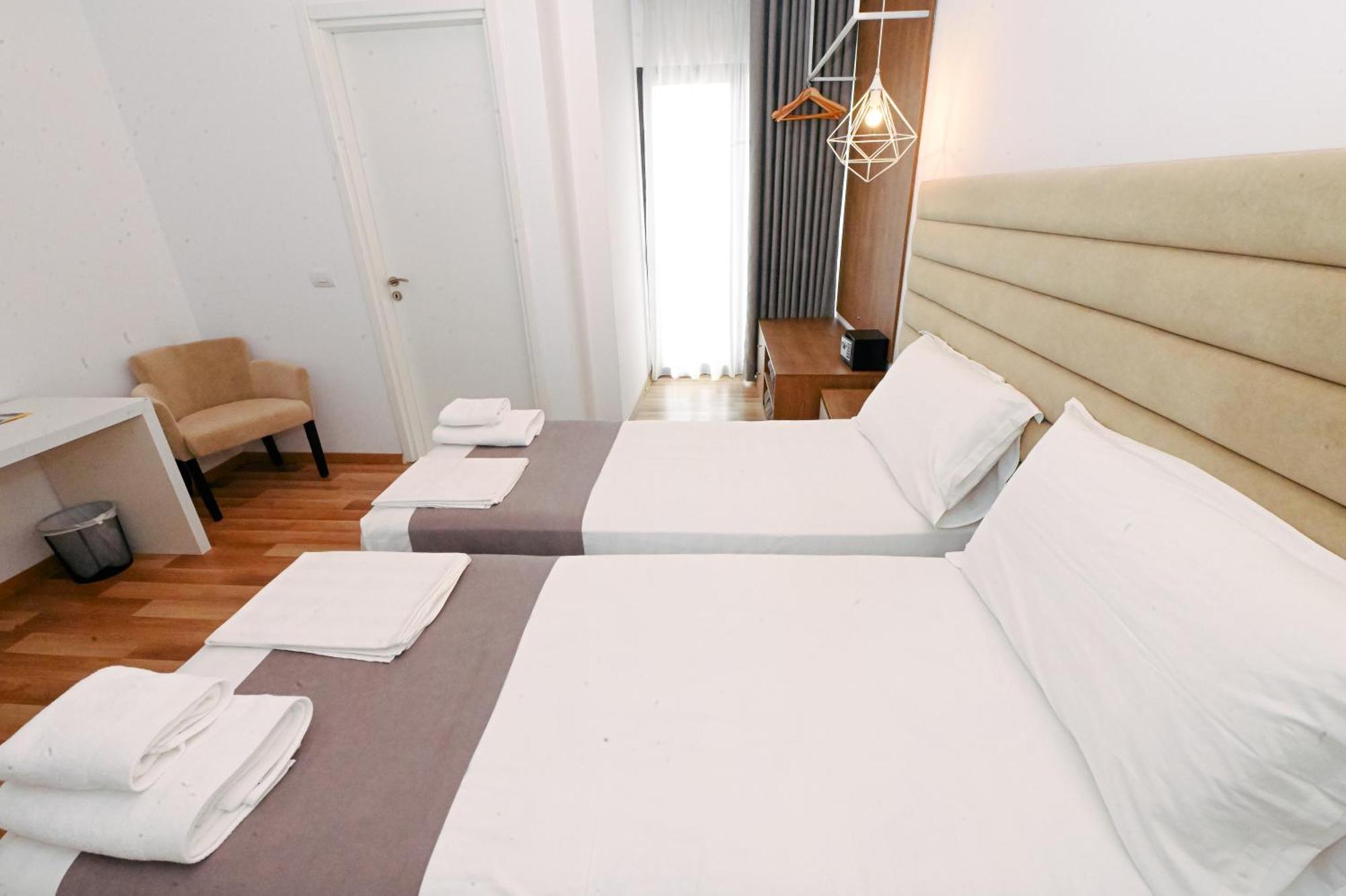 Bianco Hotel Ксаміл Екстер'єр фото