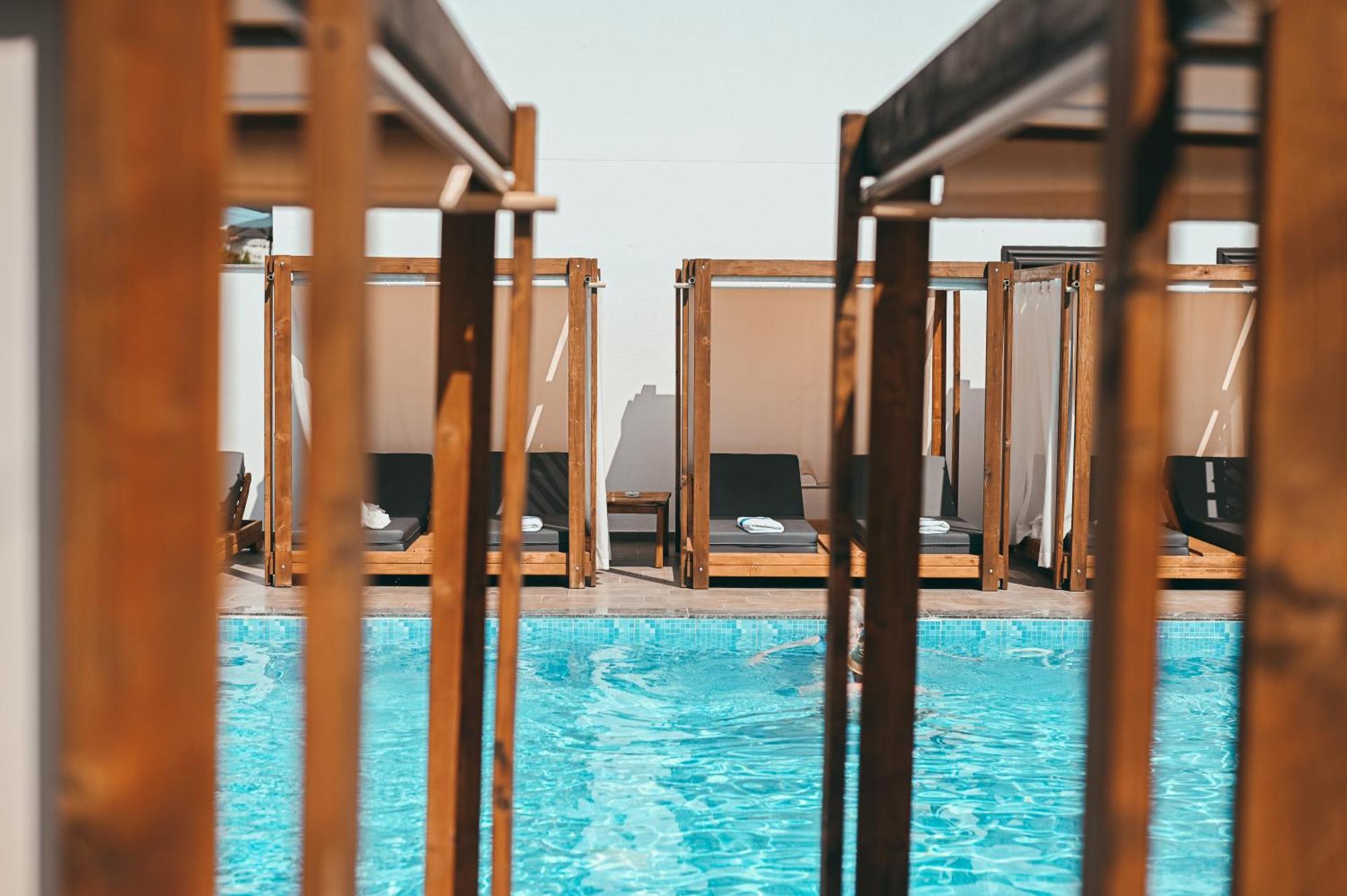 Bianco Hotel Ксаміл Екстер'єр фото