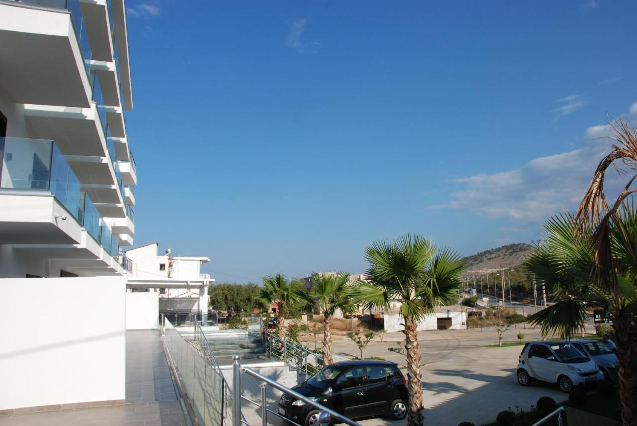 Bianco Hotel Ксаміл Екстер'єр фото