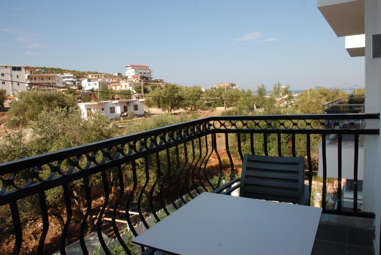 Bianco Hotel Ксаміл Екстер'єр фото